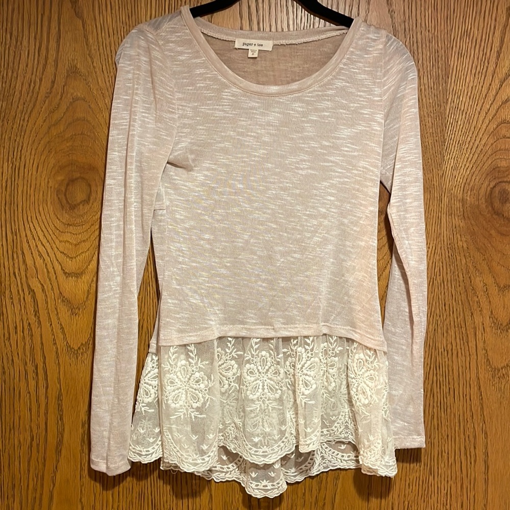 Paper +Tee lightweight sweater with lace hem. Small.